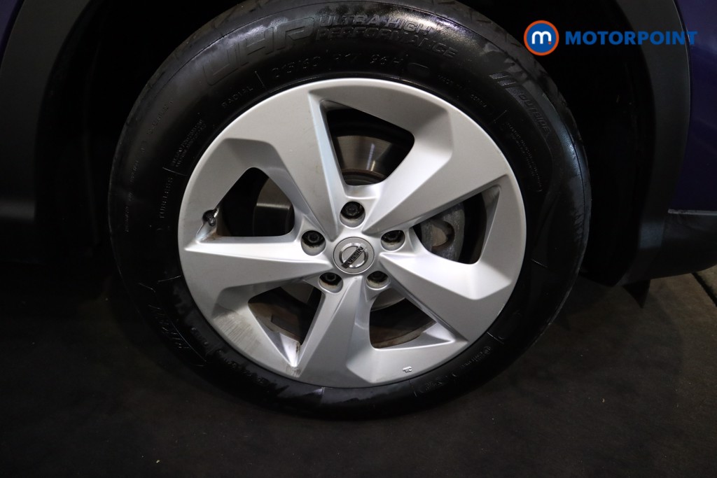 Nissan Qashqai Acenta Premium Manual Diesel SUV - Stock Number (1557285) - 14th supplementary image