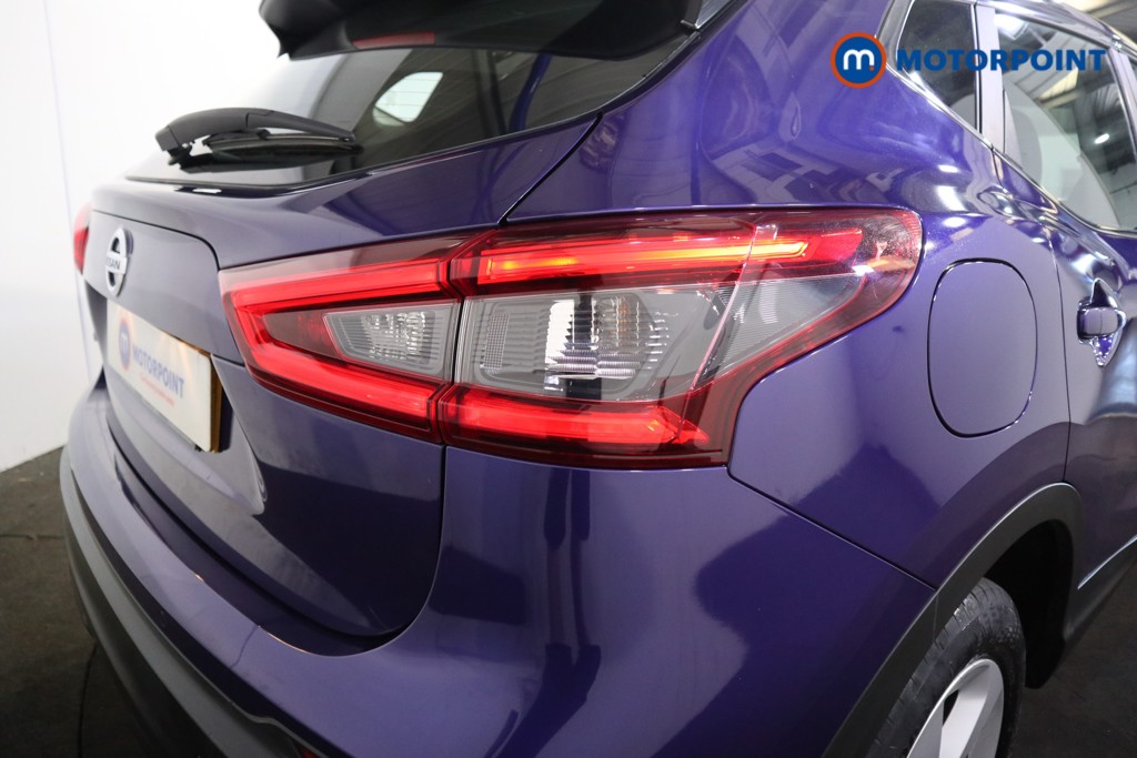 Nissan Qashqai Acenta Premium Manual Diesel SUV - Stock Number (1557285) - 20th supplementary image