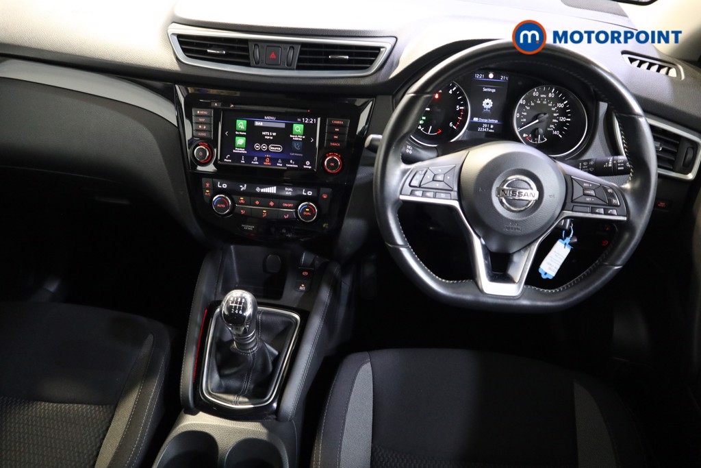 Nissan Qashqai Acenta Premium Manual Diesel SUV - Stock Number (1557285) - 1st supplementary image