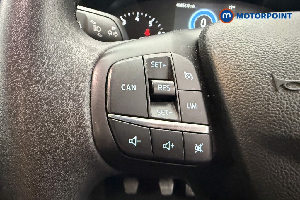 Ford Focus Titanium Manual Petrol Estate - Stock Number (1557836) - 13th supplementary image