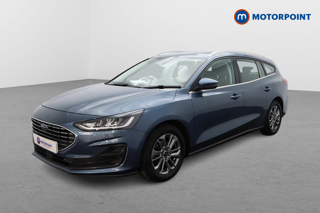 Ford Focus Titanium Manual Petrol Estate - Stock Number (1557836) - Passenger side front corner