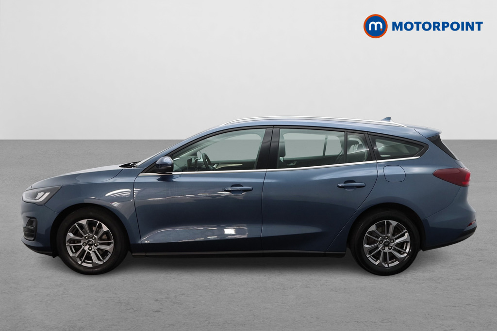 Ford Focus Titanium Manual Petrol Estate - Stock Number (1557836) - Passenger side