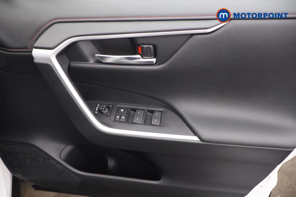 Toyota Rav4 Design Automatic Petrol Plug-In Hybrid SUV - Stock Number (1557867) - 9th supplementary image
