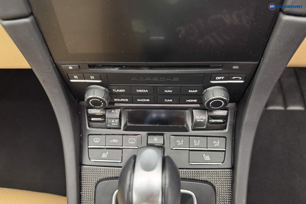 Porsche 911 S Automatic Petrol Coupe - Stock Number (1557874) - 18th supplementary image