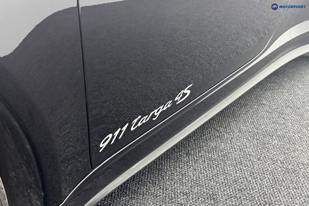 Porsche 911 S Automatic Petrol Coupe - Stock Number (1557874) - 26th supplementary image