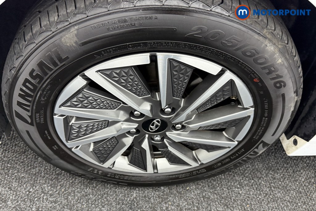 Hyundai Ioniq Premium Automatic Electric Hatchback - Stock Number (1557997) - 29th supplementary image