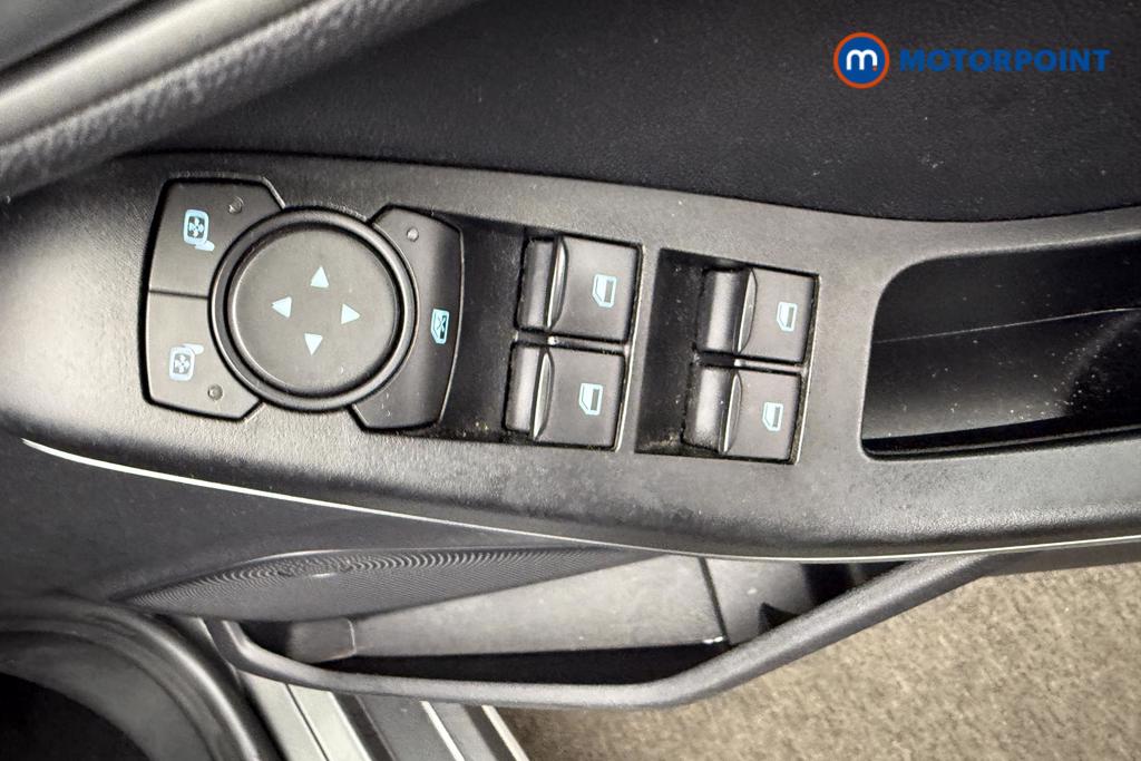 Ford Fiesta Active Manual Petrol-Electric Hybrid Hatchback - Stock Number (1558018) - 4th supplementary image