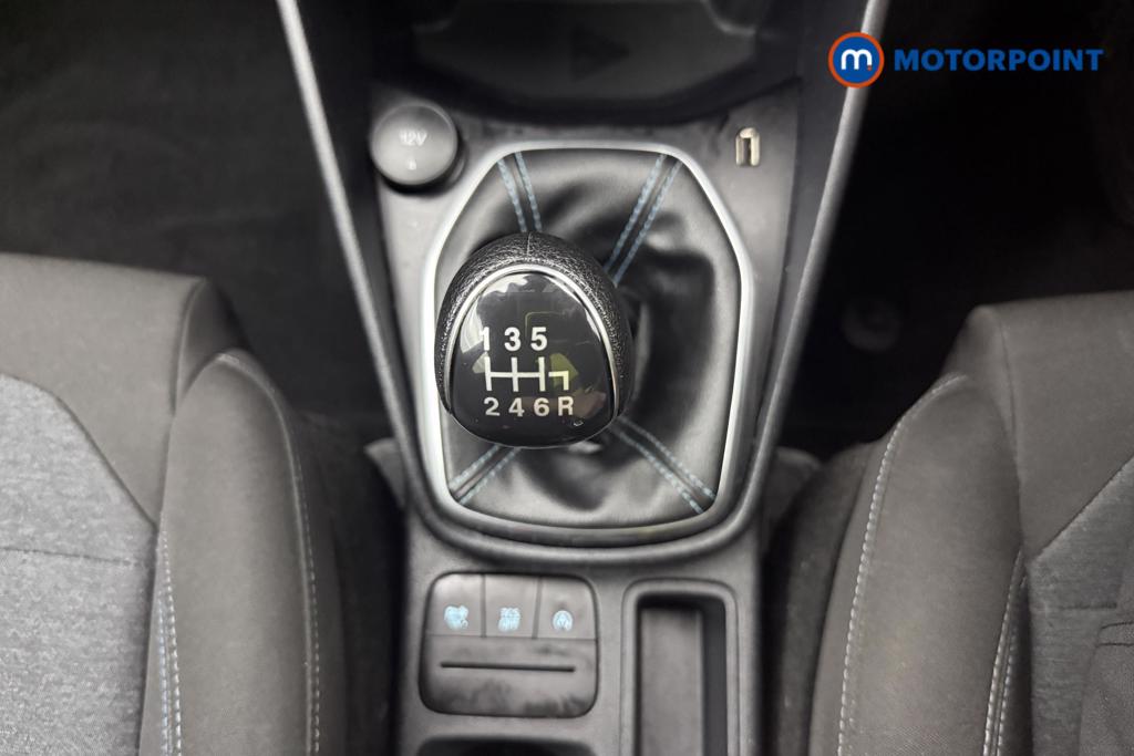 Ford Fiesta Active Manual Petrol-Electric Hybrid Hatchback - Stock Number (1558018) - 7th supplementary image