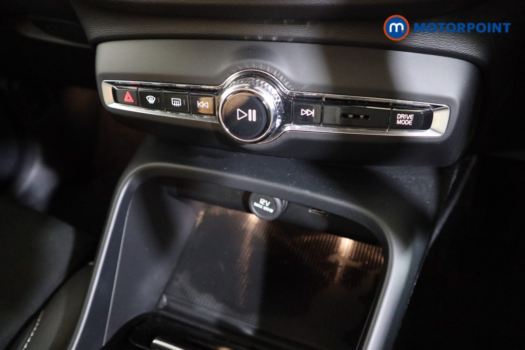 Volvo Xc40 R Design Automatic Petrol SUV - Stock Number (1558087) - 7th supplementary image
