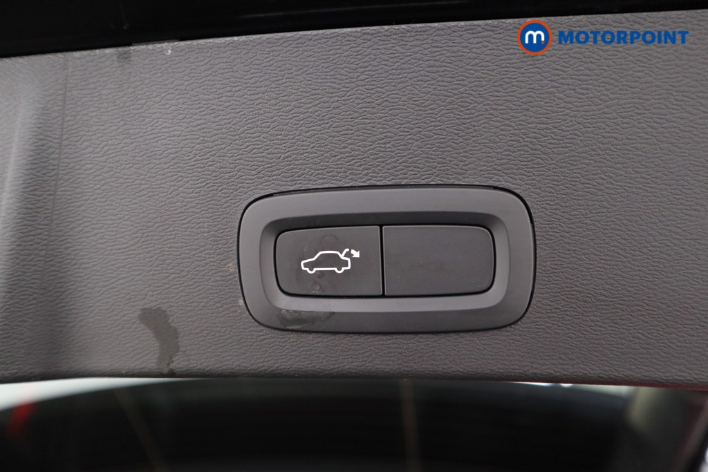 Volvo Xc40 R Design Automatic Petrol SUV - Stock Number (1558087) - 13th supplementary image