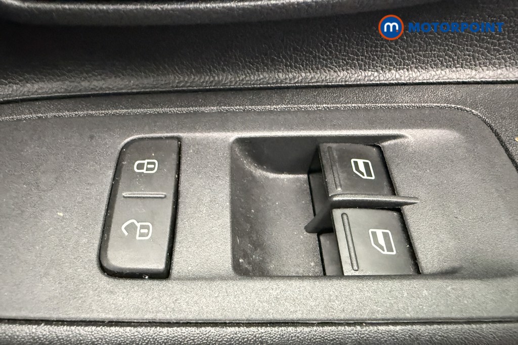 Volkswagen UP UP Manual Petrol Hatchback - Stock Number (1558699) - 10th supplementary image