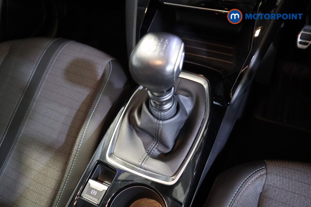Peugeot 208 Allure Premium -Plus Manual Petrol Hatchback - Stock Number (1558797) - 8th supplementary image