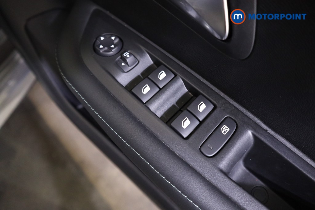 Peugeot 208 Allure Premium -Plus Manual Petrol Hatchback - Stock Number (1558797) - 9th supplementary image