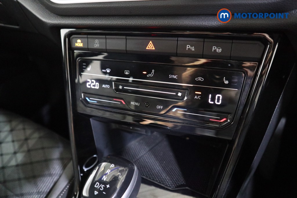 Volkswagen T-Roc R-Line Automatic Petrol SUV - Stock Number (1559481) - 7th supplementary image