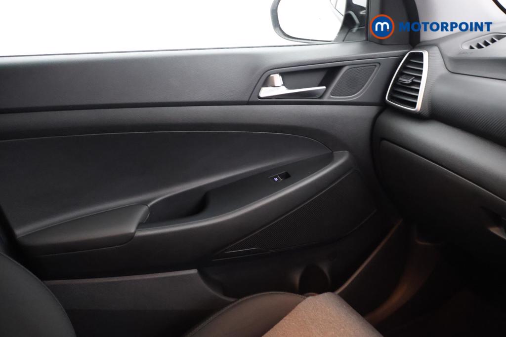 Hyundai Tucson Se Nav Manual Petrol SUV - Stock Number (1559502) - 8th supplementary image