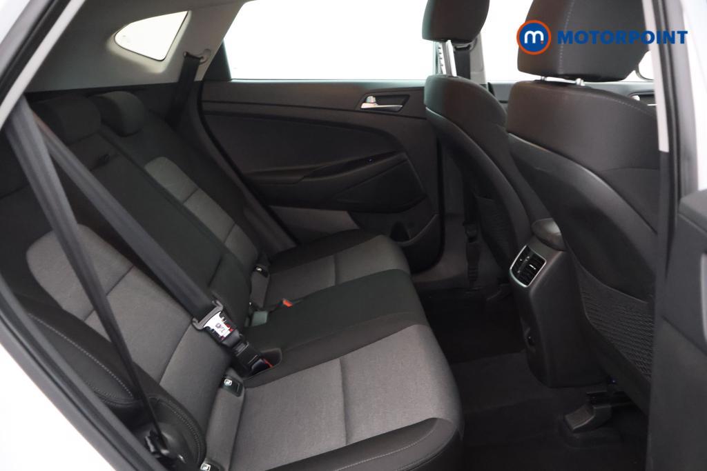 Hyundai Tucson Se Nav Manual Petrol SUV - Stock Number (1559502) - 12th supplementary image