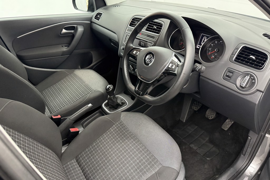 Volkswagen Polo SE Manual Diesel Hatchback - Stock Number (1559773) - 1st supplementary image