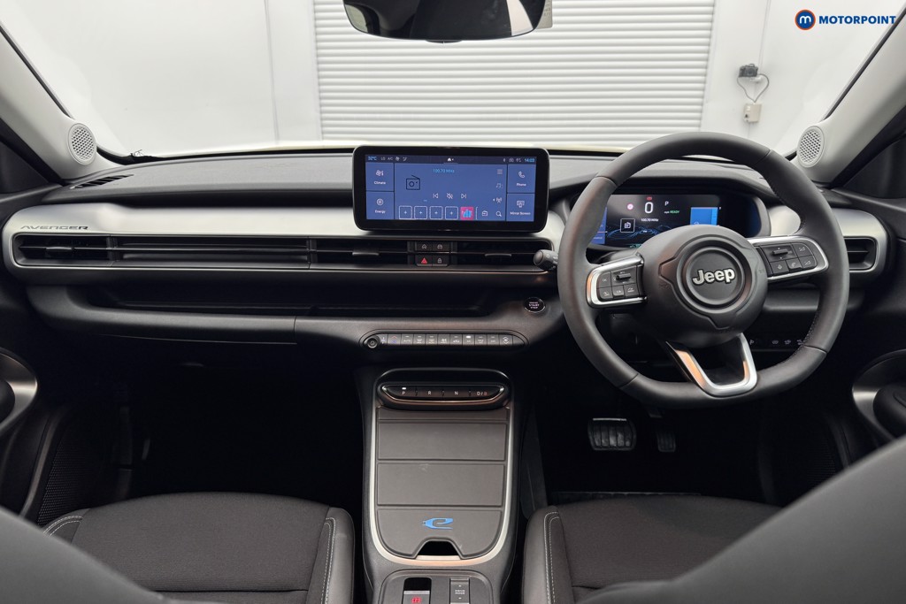 Jeep Avenger Summit Automatic Electric SUV - Stock Number (1559784) - 9th supplementary image