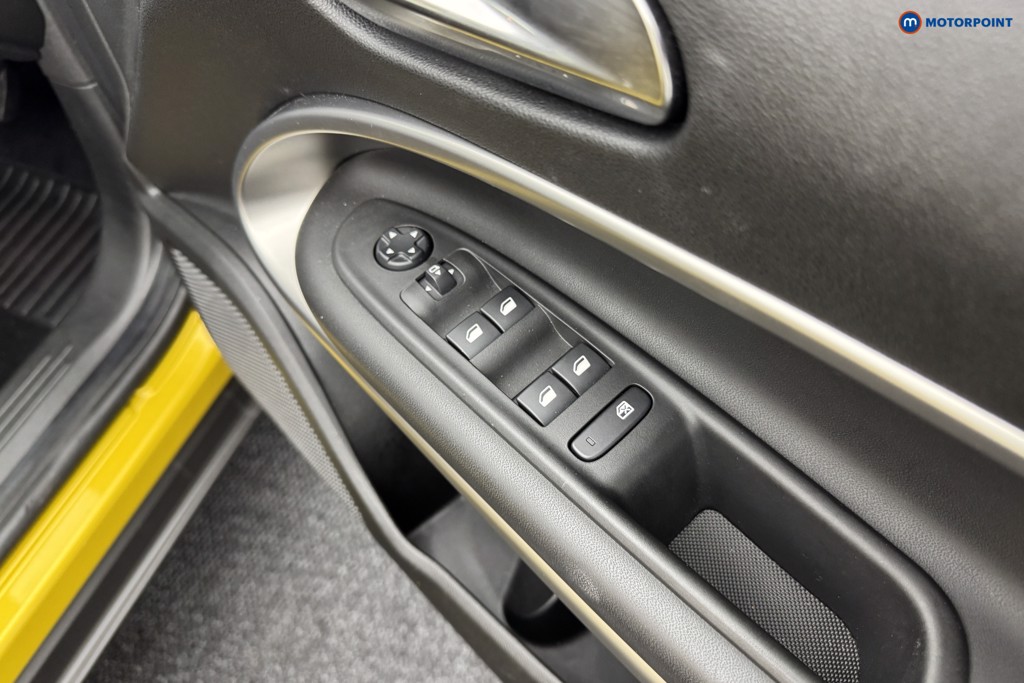 Jeep Avenger Summit Automatic Electric SUV - Stock Number (1559784) - 15th supplementary image