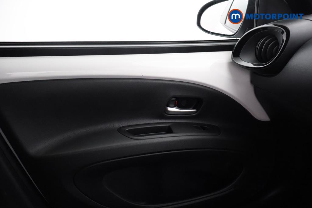 Toyota Aygo X Edge Automatic Petrol Hatchback - Stock Number (1560336) - 8th supplementary image