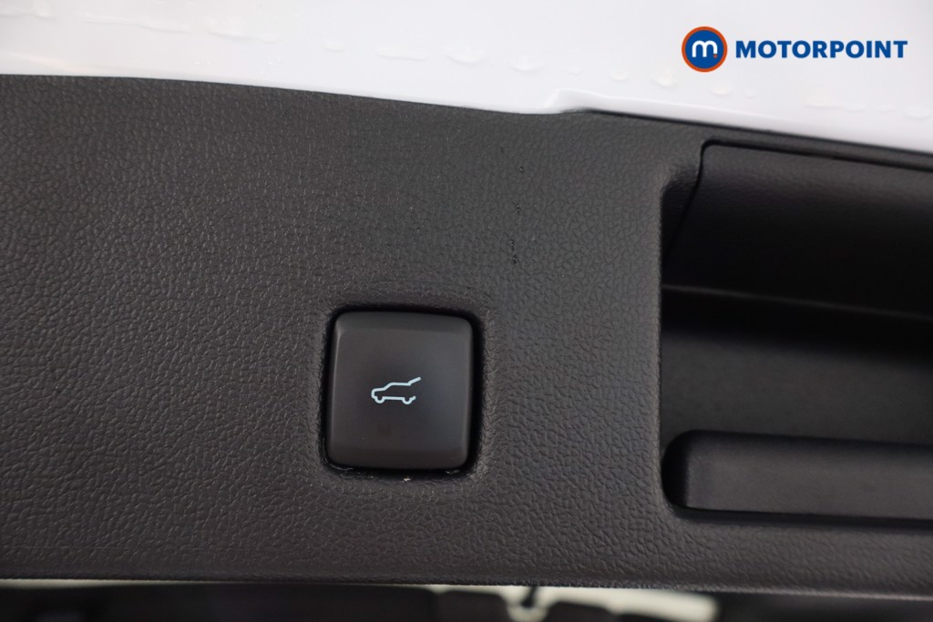 Ford Kuga St-Line X Edition Automatic Petrol Plug-In Hybrid SUV - Stock Number (1560355) - 32nd supplementary image