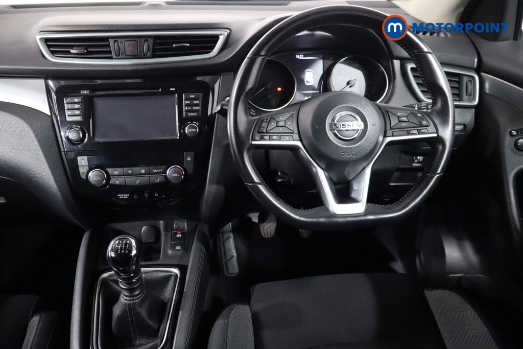 Nissan Qashqai N-Connecta Manual Petrol SUV - Stock Number (1560369) - 3rd supplementary image