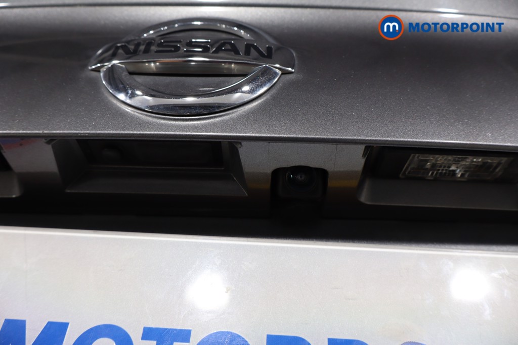 Nissan Qashqai N-Connecta Manual Petrol SUV - Stock Number (1560369) - 29th supplementary image
