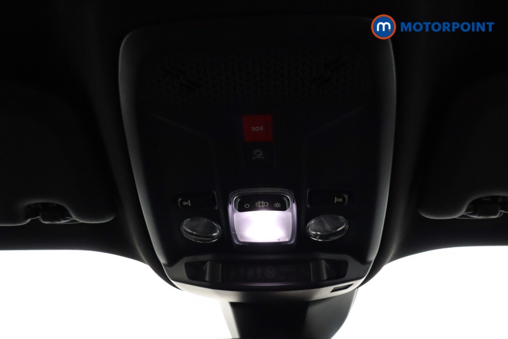 Peugeot 2008 Allure Manual Petrol SUV - Stock Number (1560370) - 17th supplementary image