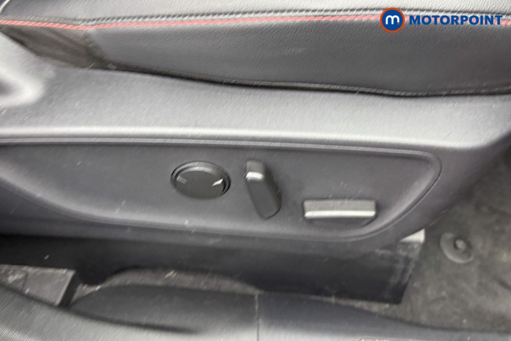 Ford Kuga St-Line X Edition Automatic Petrol-Electric Hybrid SUV - Stock Number (1560404) - 19th supplementary image