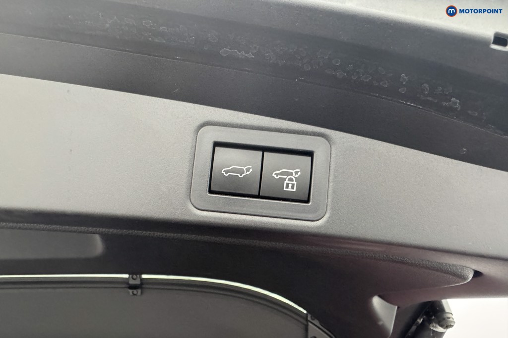 Toyota Corolla Excel Automatic Petrol-Electric Hybrid Estate - Stock Number (1560417) - 18th supplementary image