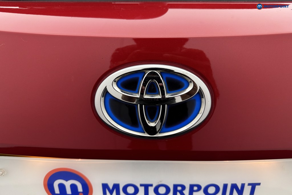 Toyota Corolla Excel Automatic Petrol-Electric Hybrid Estate - Stock Number (1560417) - 19th supplementary image