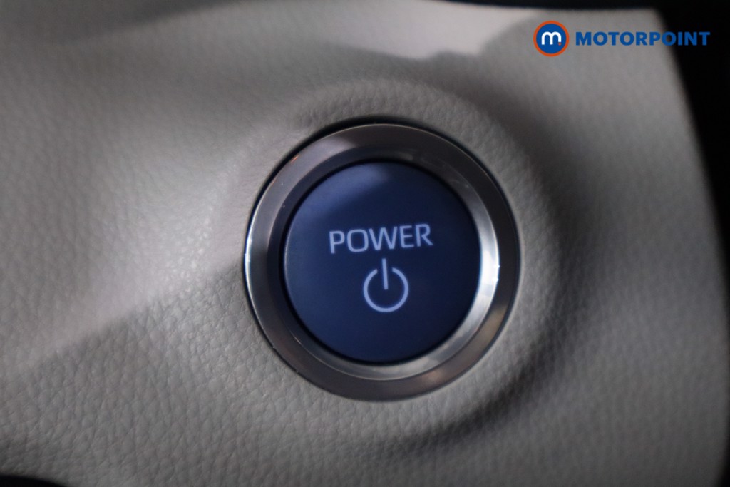 Toyota Yaris Excel Automatic Petrol-Electric Hybrid Hatchback - Stock Number (1560534) - 13th supplementary image