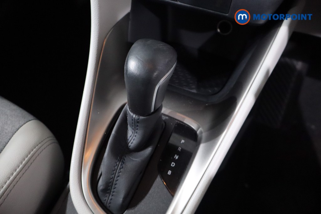 Toyota Yaris Excel Automatic Petrol-Electric Hybrid Hatchback - Stock Number (1560534) - 14th supplementary image