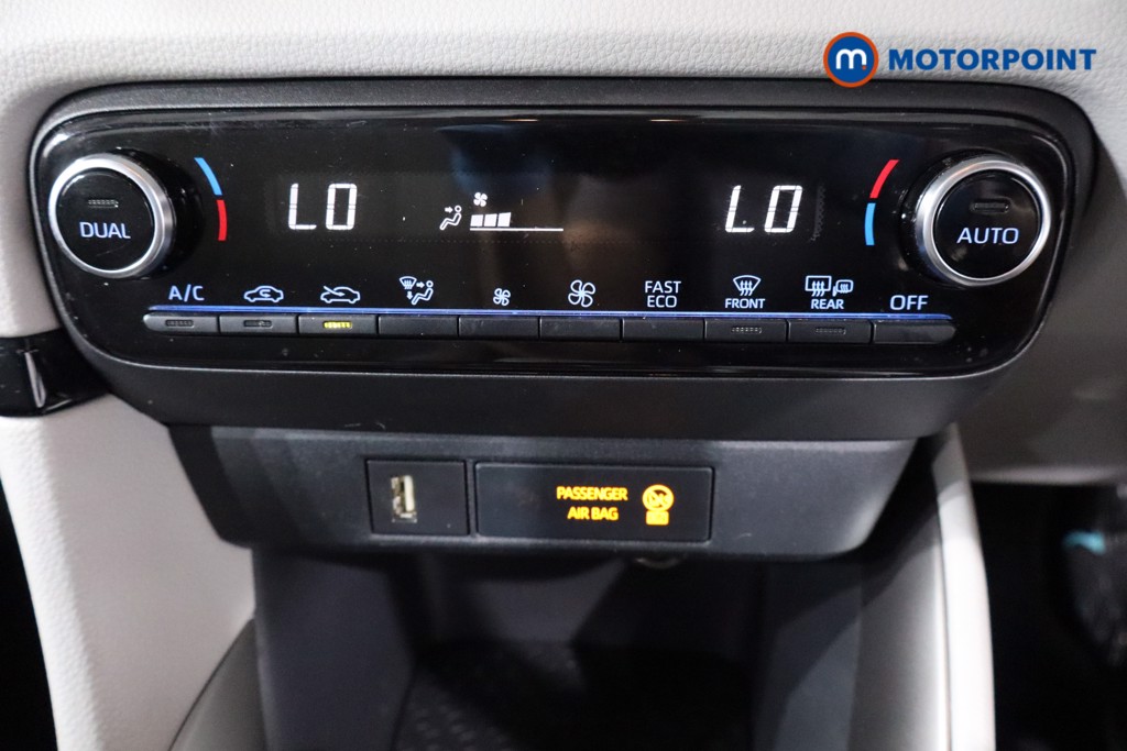 Toyota Yaris Excel Automatic Petrol-Electric Hybrid Hatchback - Stock Number (1560534) - 16th supplementary image