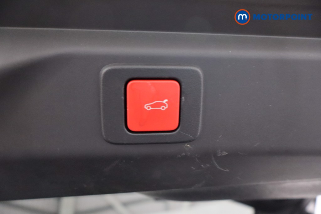 Peugeot 3008 GT Automatic Electric SUV - Stock Number (1560550) - 30th supplementary image
