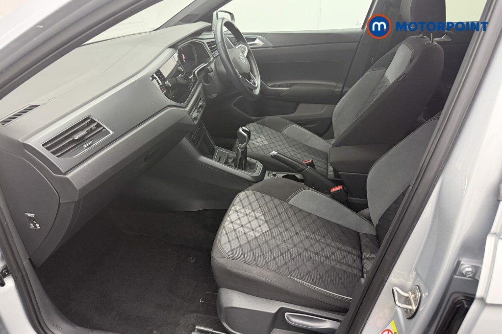 Volkswagen Polo R-Line Manual Petrol Hatchback - Stock Number (1560811) - 1st supplementary image