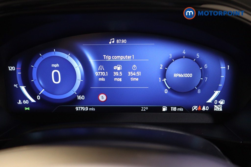 Ford Focus St-Line X Manual Petrol Hatchback - Stock Number (1560885) - 5th supplementary image