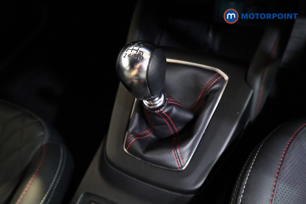 Ford Focus St-Line X Manual Petrol Hatchback - Stock Number (1560885) - 8th supplementary image