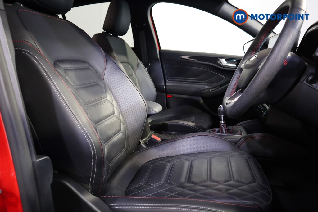 Ford Focus St-Line X Manual Petrol Hatchback - Stock Number (1560885) - 12th supplementary image