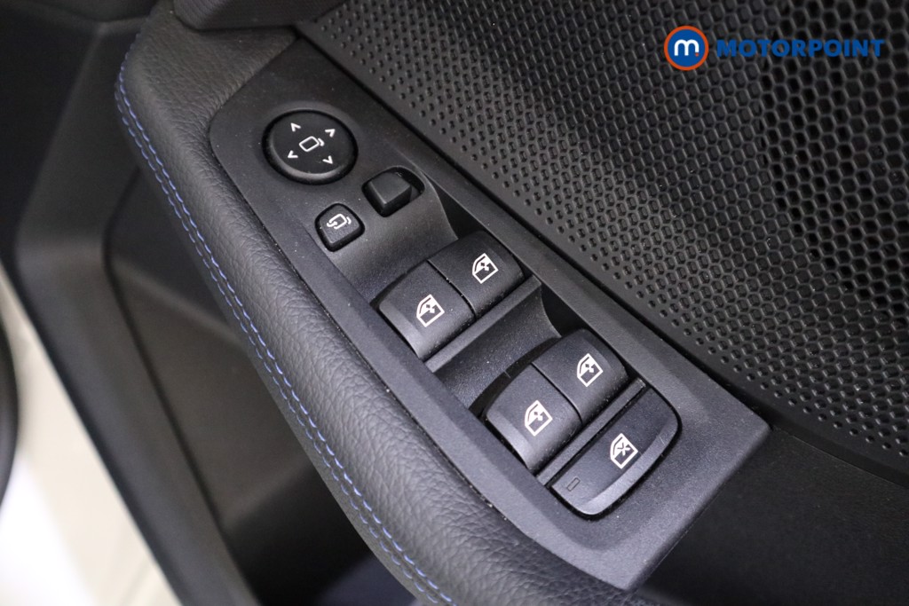 BMW 1 Series M Sport Automatic Petrol Hatchback - Stock Number (1560952) - 11th supplementary image