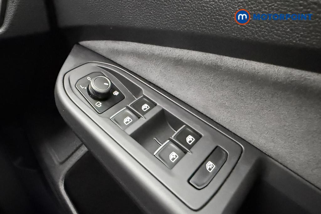 Volkswagen Golf R Automatic Petrol Hatchback - Stock Number (1561131) - 18th supplementary image