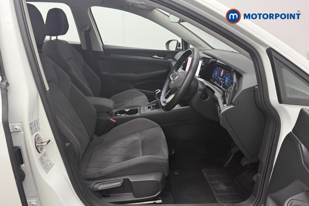 Volkswagen Golf Style Manual Petrol Hatchback - Stock Number (1561138) - 5th supplementary image