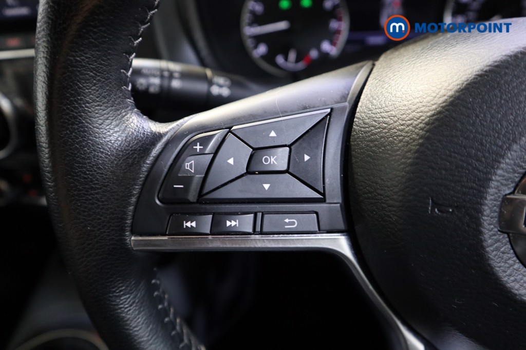 Nissan Juke Tekna Manual Petrol SUV - Stock Number (1561158) - 3rd supplementary image