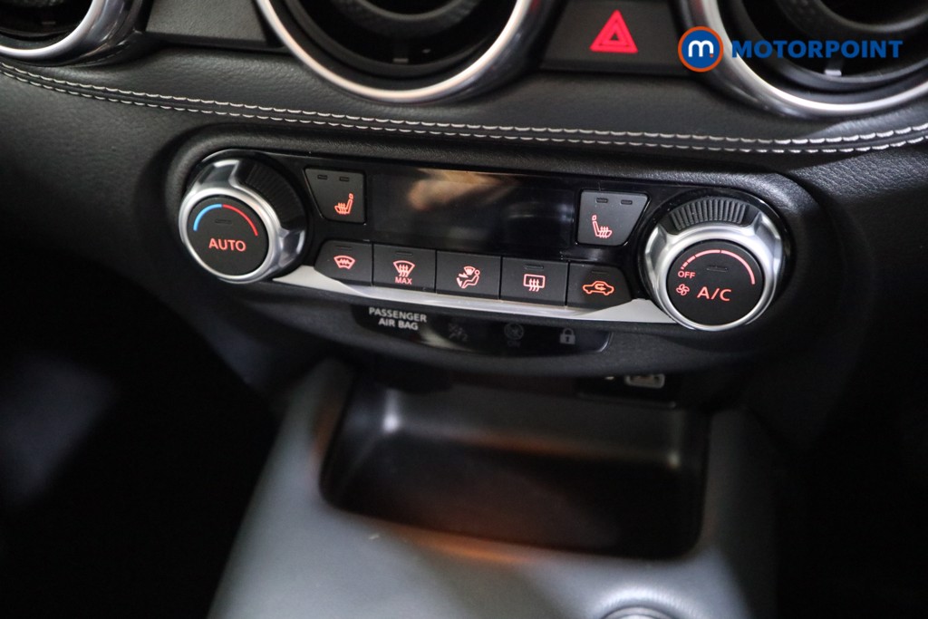 Nissan Juke Tekna Manual Petrol SUV - Stock Number (1561158) - 7th supplementary image