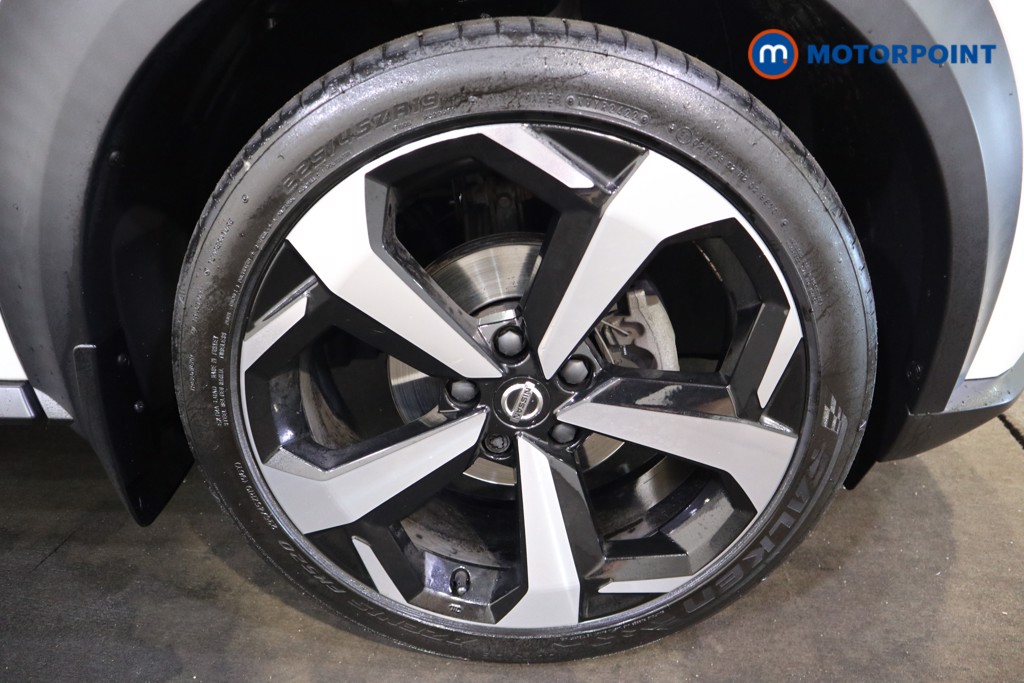 Nissan Juke Tekna Manual Petrol SUV - Stock Number (1561158) - 15th supplementary image