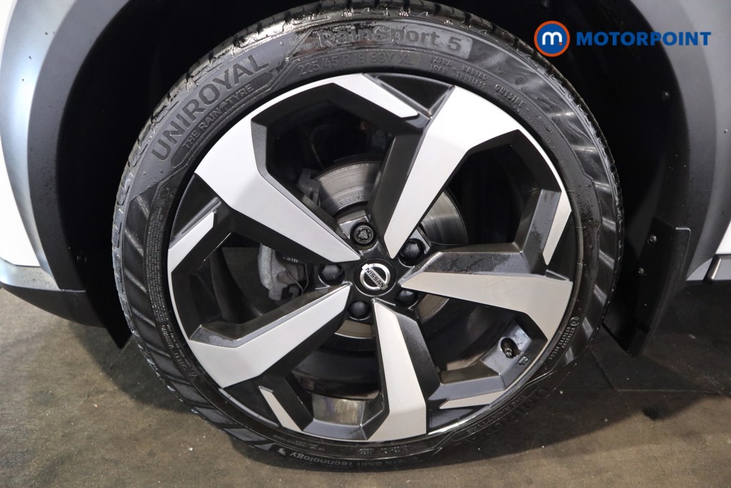 Nissan Juke Tekna Manual Petrol SUV - Stock Number (1561158) - 16th supplementary image