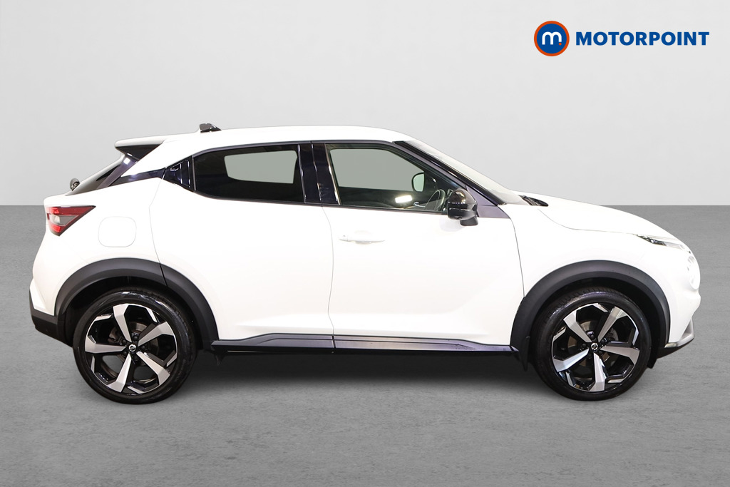 Nissan Juke Tekna Manual Petrol SUV - Stock Number (1561158) - Drivers side