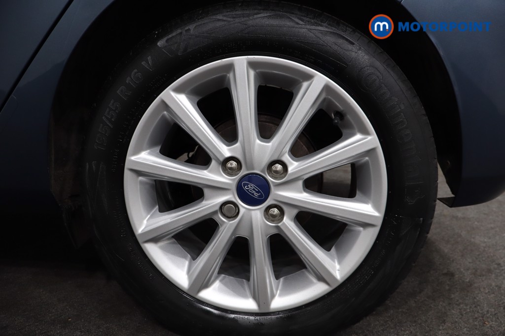 Ford Fiesta Titanium Manual Petrol-Electric Hybrid Hatchback - Stock Number (1561275) - 12th supplementary image
