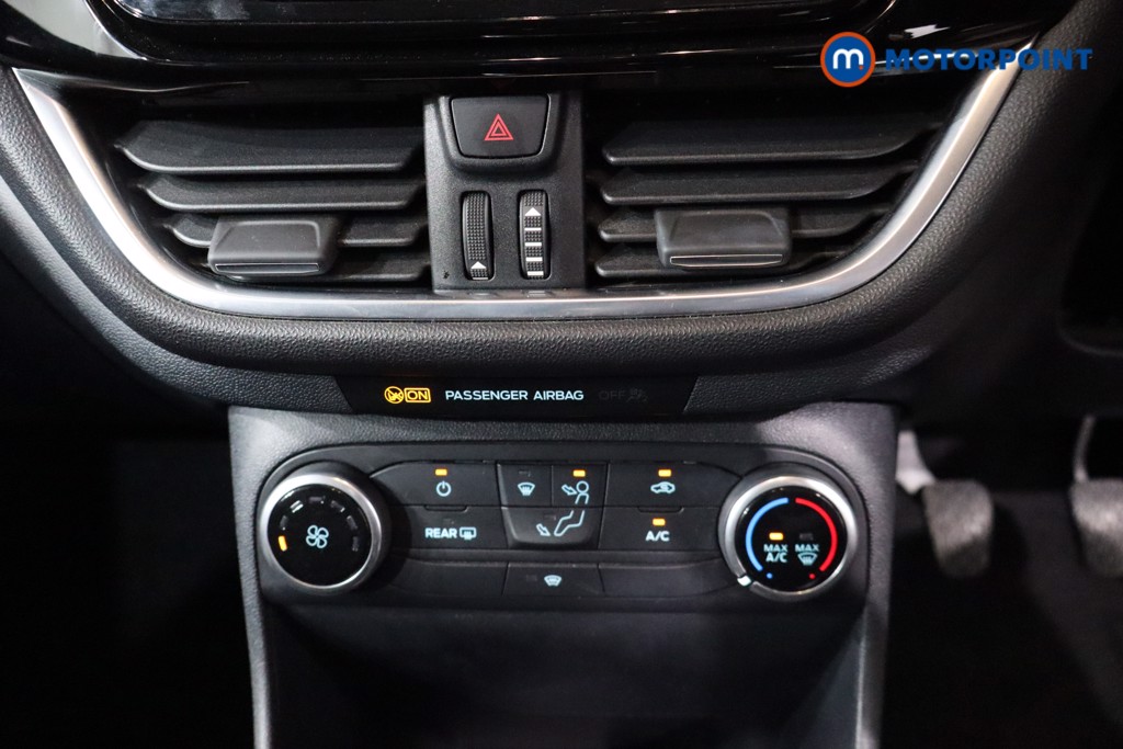 Ford Fiesta Titanium Manual Petrol-Electric Hybrid Hatchback - Stock Number (1561275) - 16th supplementary image