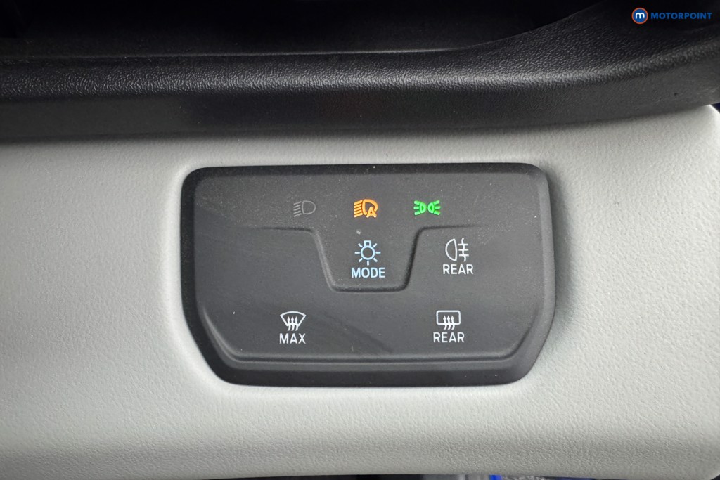 Ford Explorer Select Automatic Electric SUV - Stock Number (1561366) - 12th supplementary image
